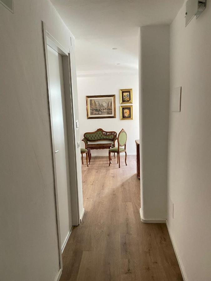 A Casa Di Elena Apartment Palermo Luaran gambar