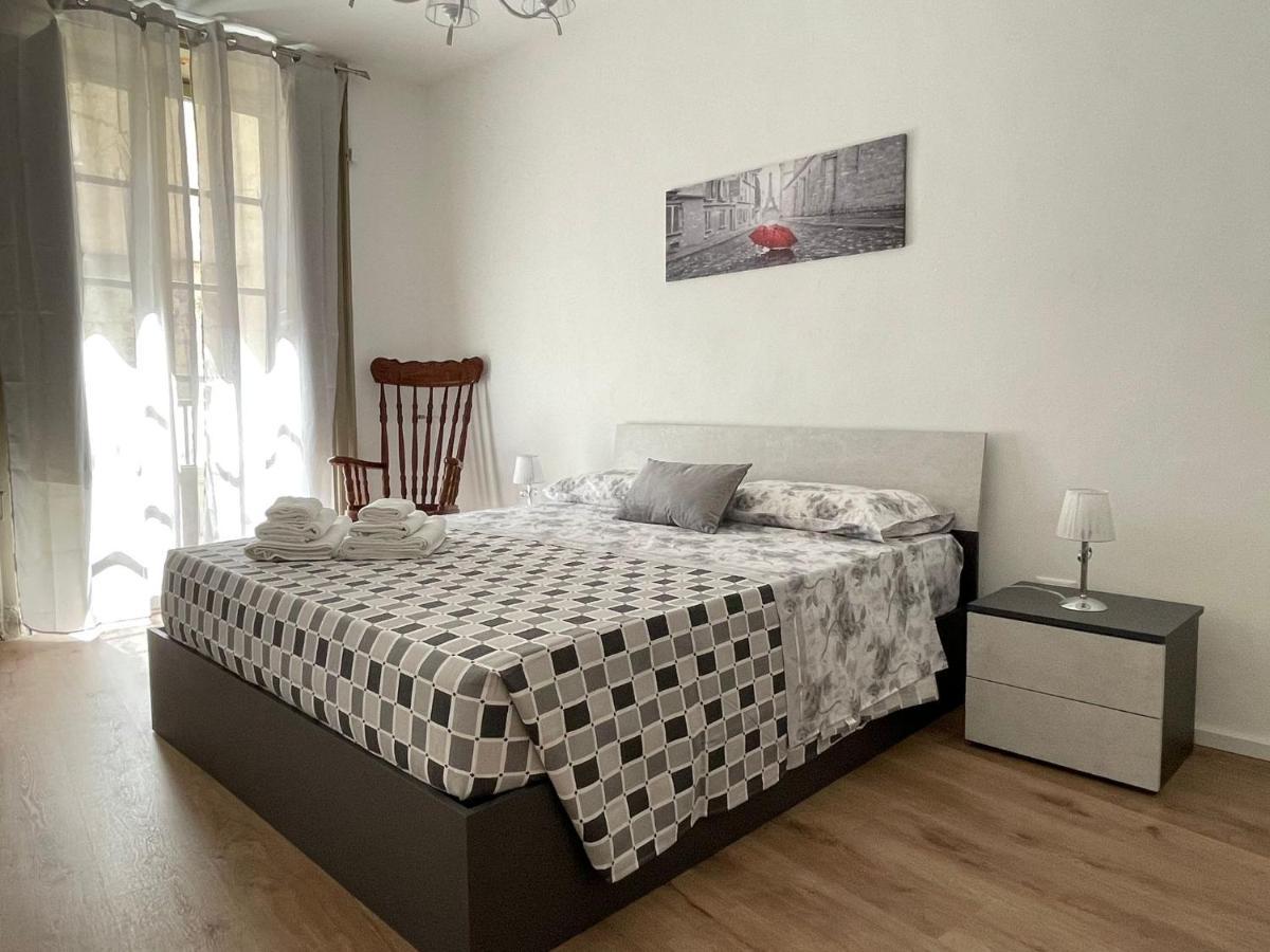 A Casa Di Elena Apartment Palermo Luaran gambar